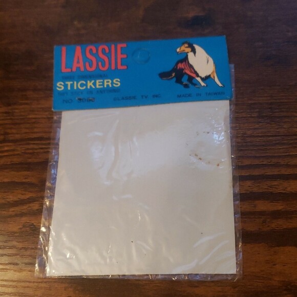 Vintage Lassie Three Dimensional Puffy Stickers 1980's Made in Taiwan No 3009 - Picture 7 of 8